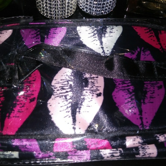 Lips Carry-On Cosmetic Bag - Picture 3 of 4